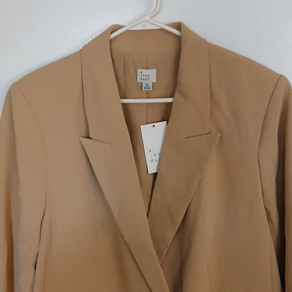 A New Day, Beige Double-Breasted Blazer.Size XL - Picture 3 of 11